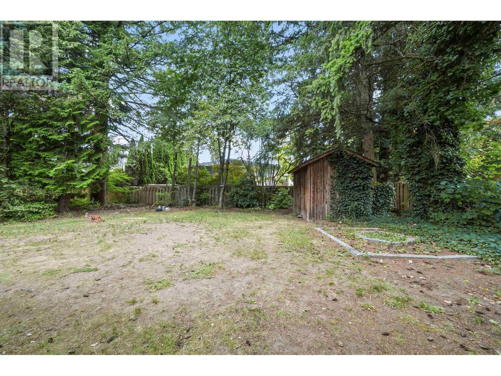 Photo 2 of 19575 Hammond Road, Pitt Meadows BC