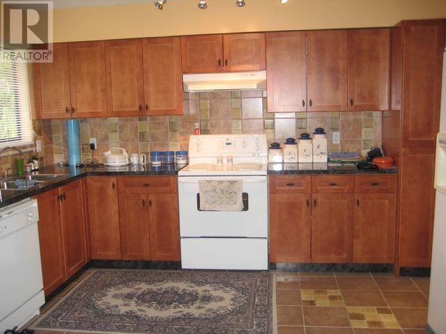 Photo 10 of 19575 Hammond Road, Pitt Meadows BC