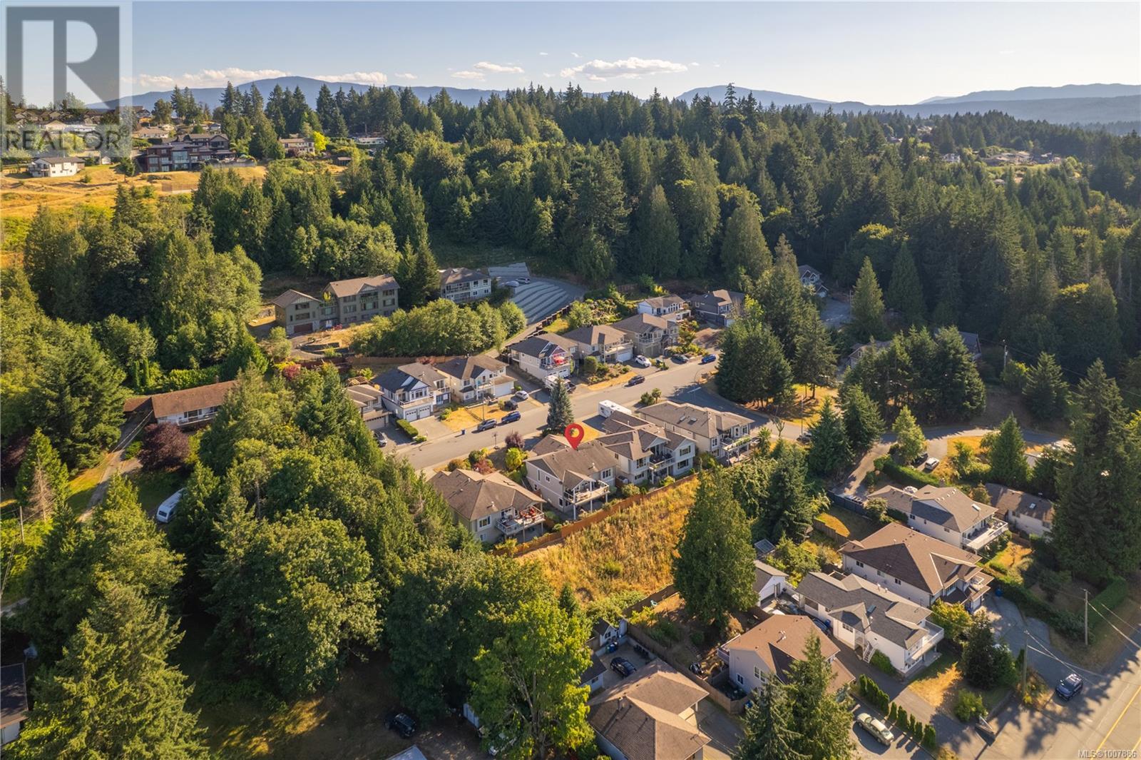 Photo 6 of 5530 Norton Rd, Nanaimo BC