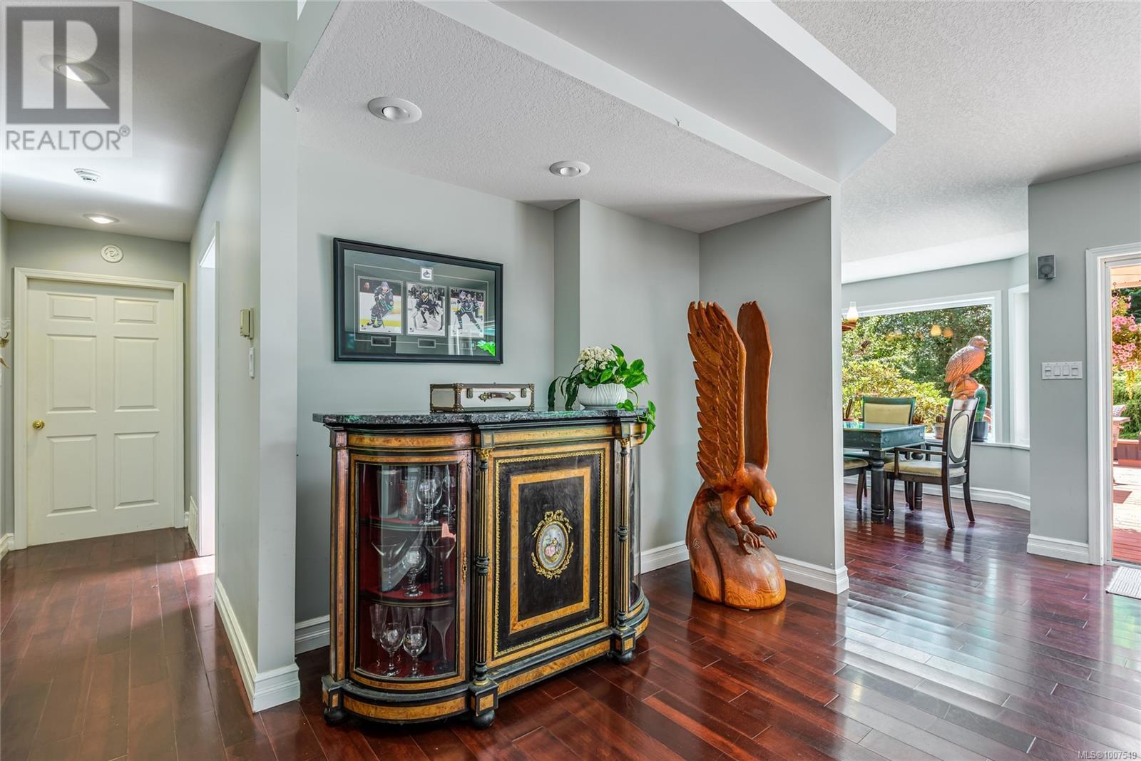 1185 Merecroft Rd, Campbell River