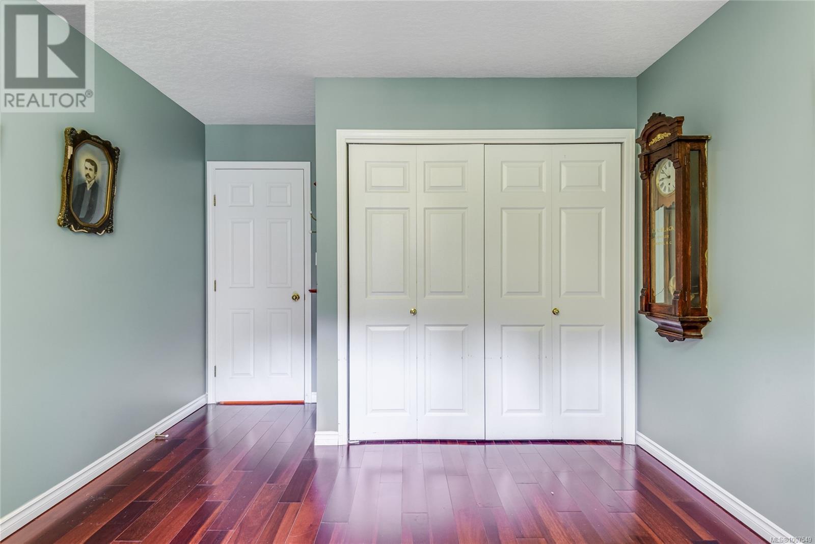 1185 Merecroft Rd, Campbell River