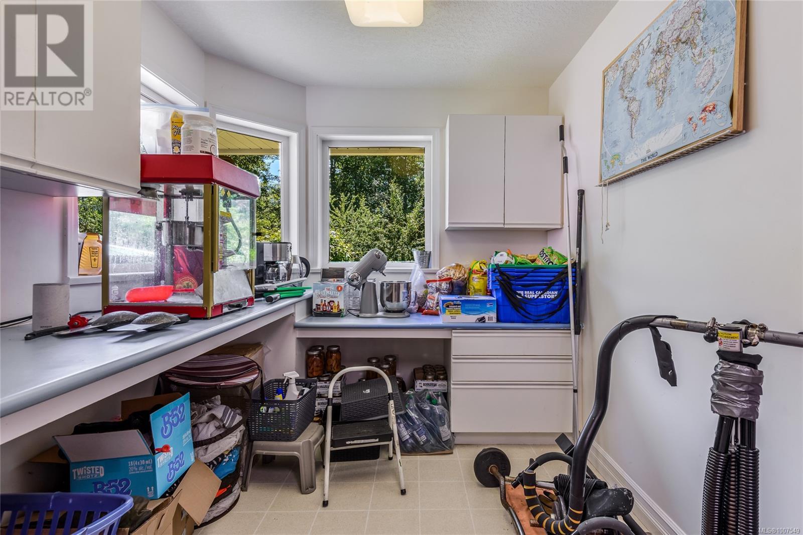 1185 Merecroft Rd, Campbell River