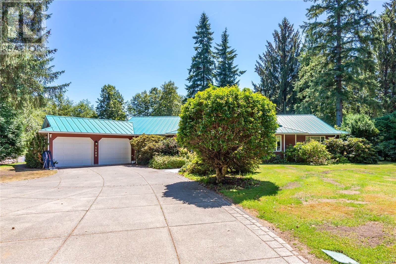 1185 Merecroft Rd, Campbell River