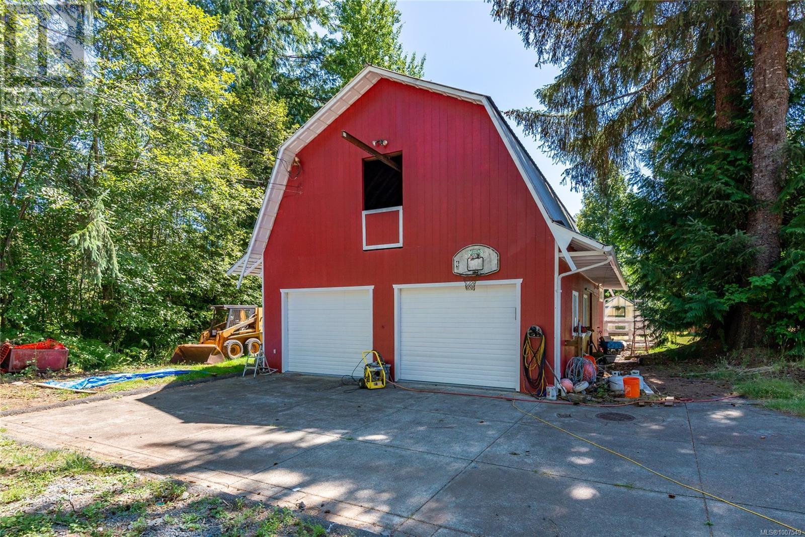 1185 Merecroft Rd, Campbell River