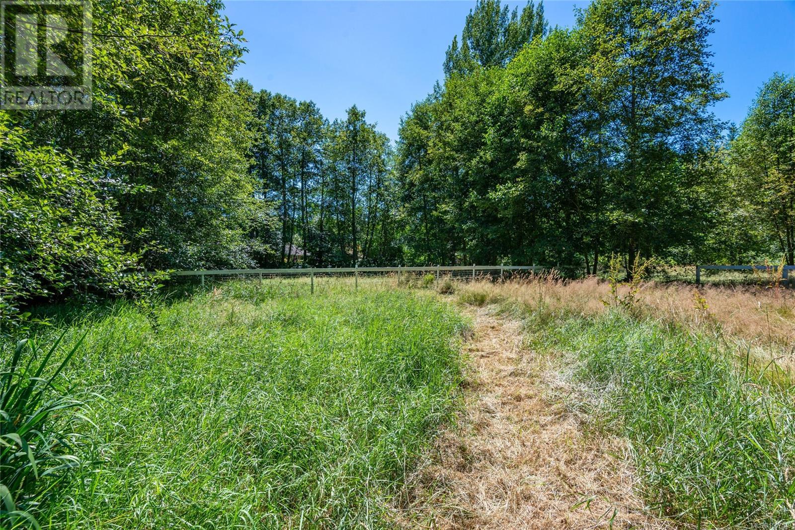 1185 Merecroft Rd, Campbell River