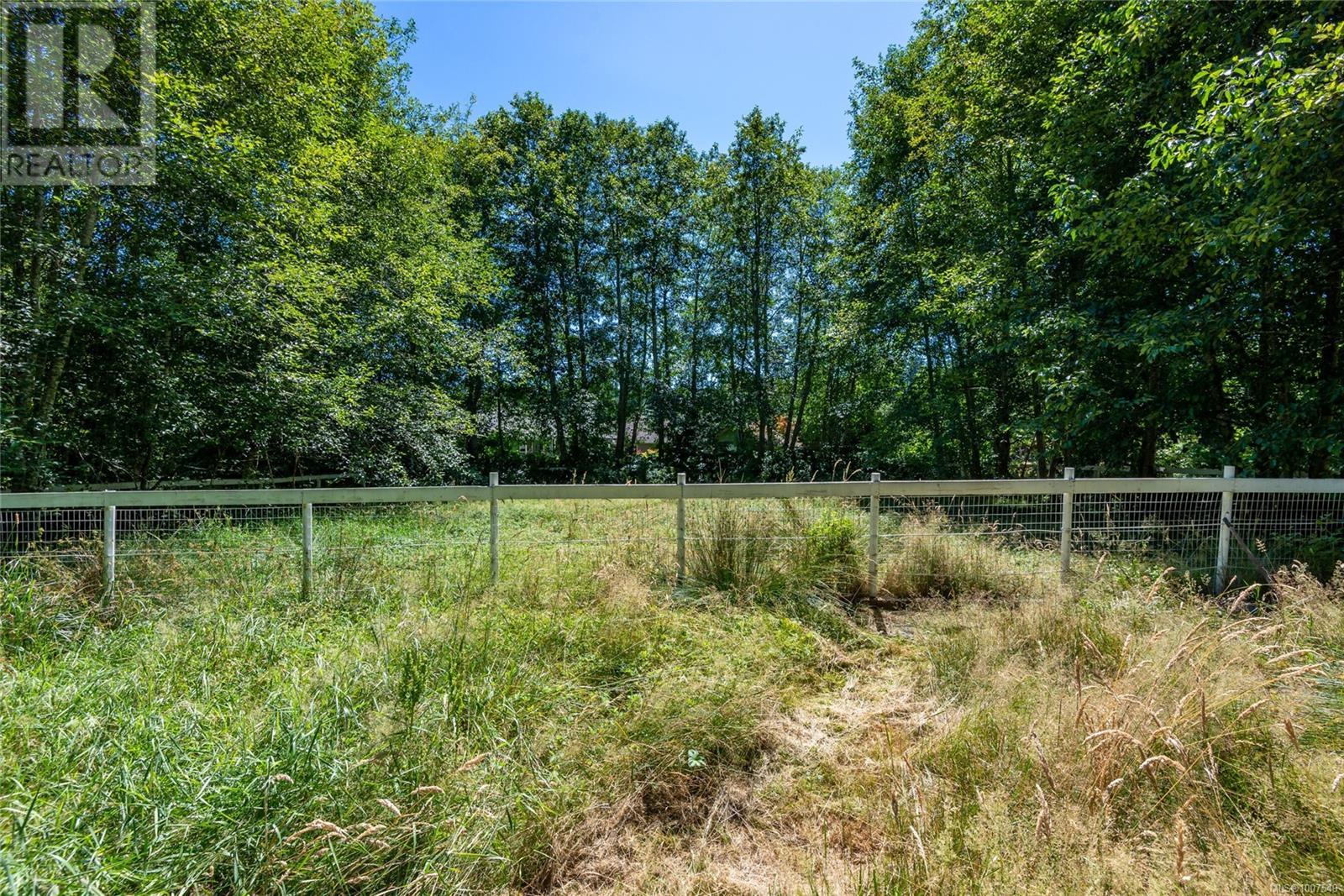 1185 Merecroft Rd, Campbell River