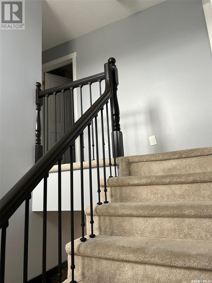 Photo 8 of 3827 Britannia Place E, Regina SK