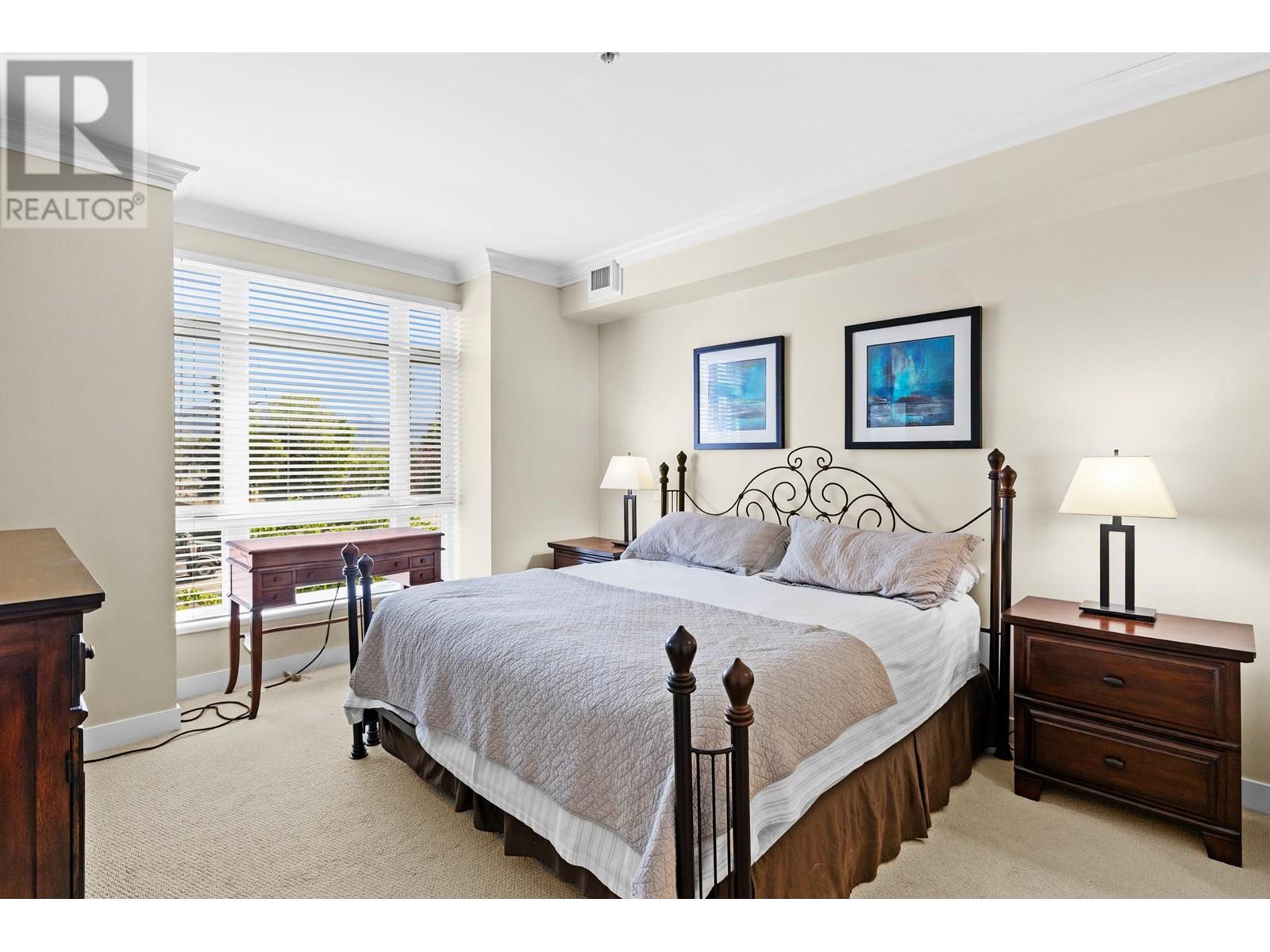 Photo 2 of 2901 Abbott Street Unit 204, Kelowna BC
