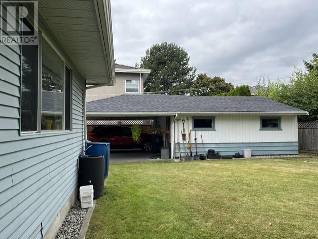 Photo 24 of 7571 Petts Road, Richmond BC