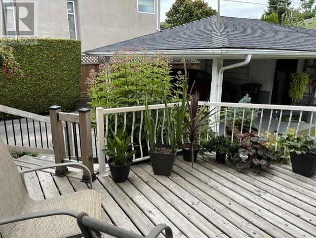 Photo 4 of 7571 Petts Road, Richmond BC