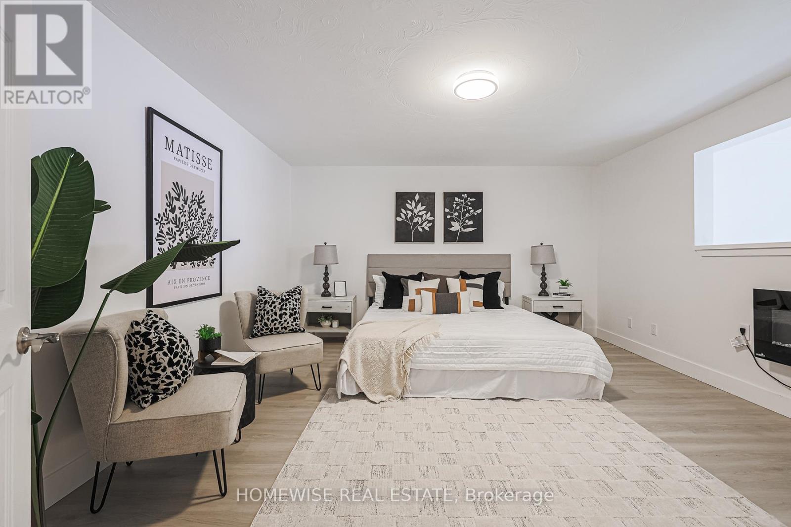 Photo 3 of 128 Moores Beach Road, Georgina ON