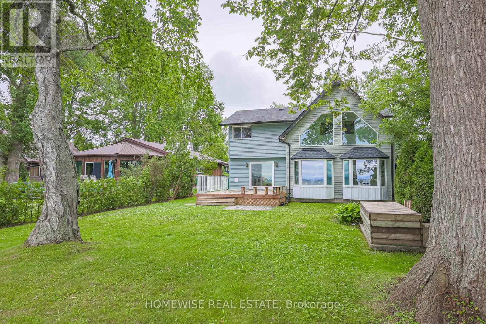 Photo 24 of 128 Moores Beach Road, Georgina ON
