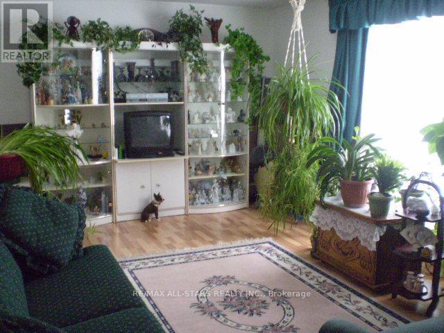 Photo 3 of 1225 Spring Valley Road, Minden Hills ON
