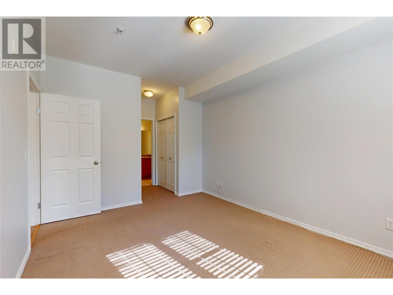 2219 1873 Country Club Drive, Kelowna