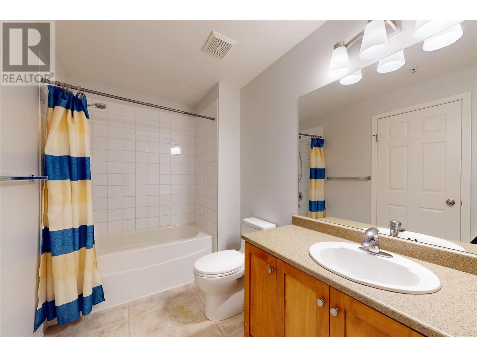 2219 1873 Country Club Drive, Kelowna