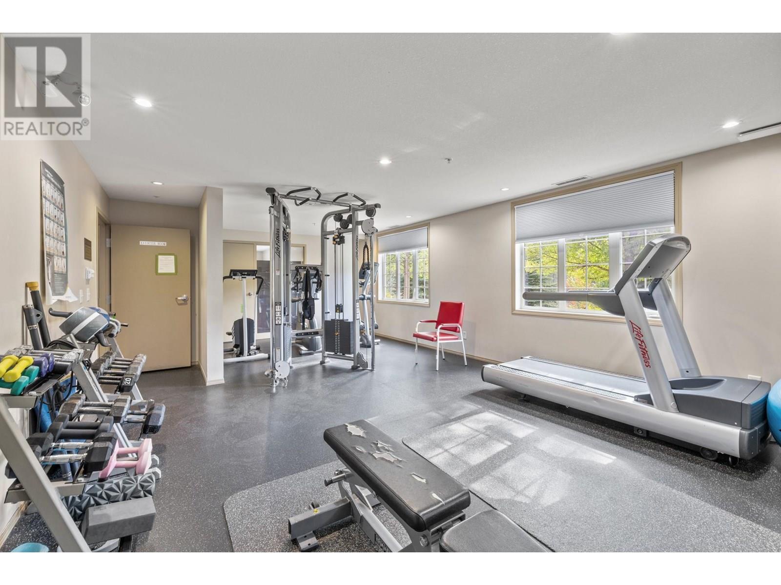 2219 1873 Country Club Drive, Kelowna