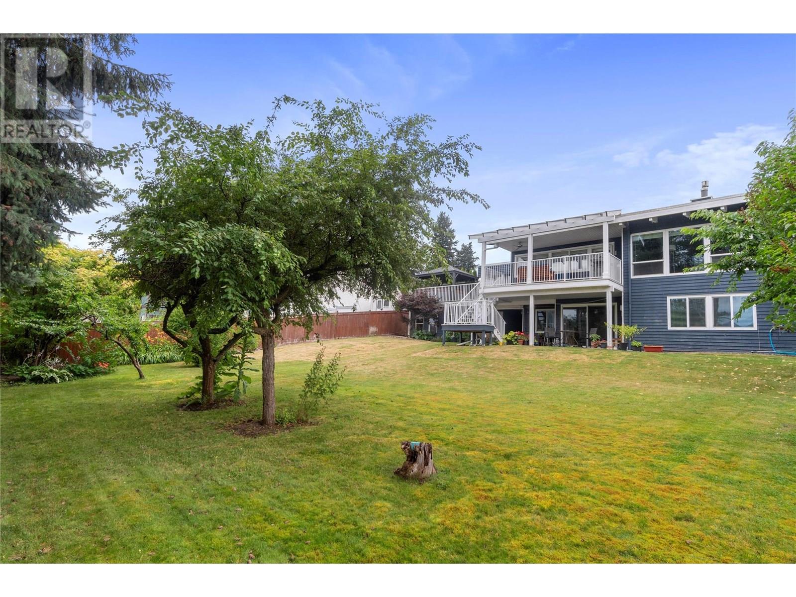 Photo 1 of 1330 50 Avenue Ne, Salmon Arm BC