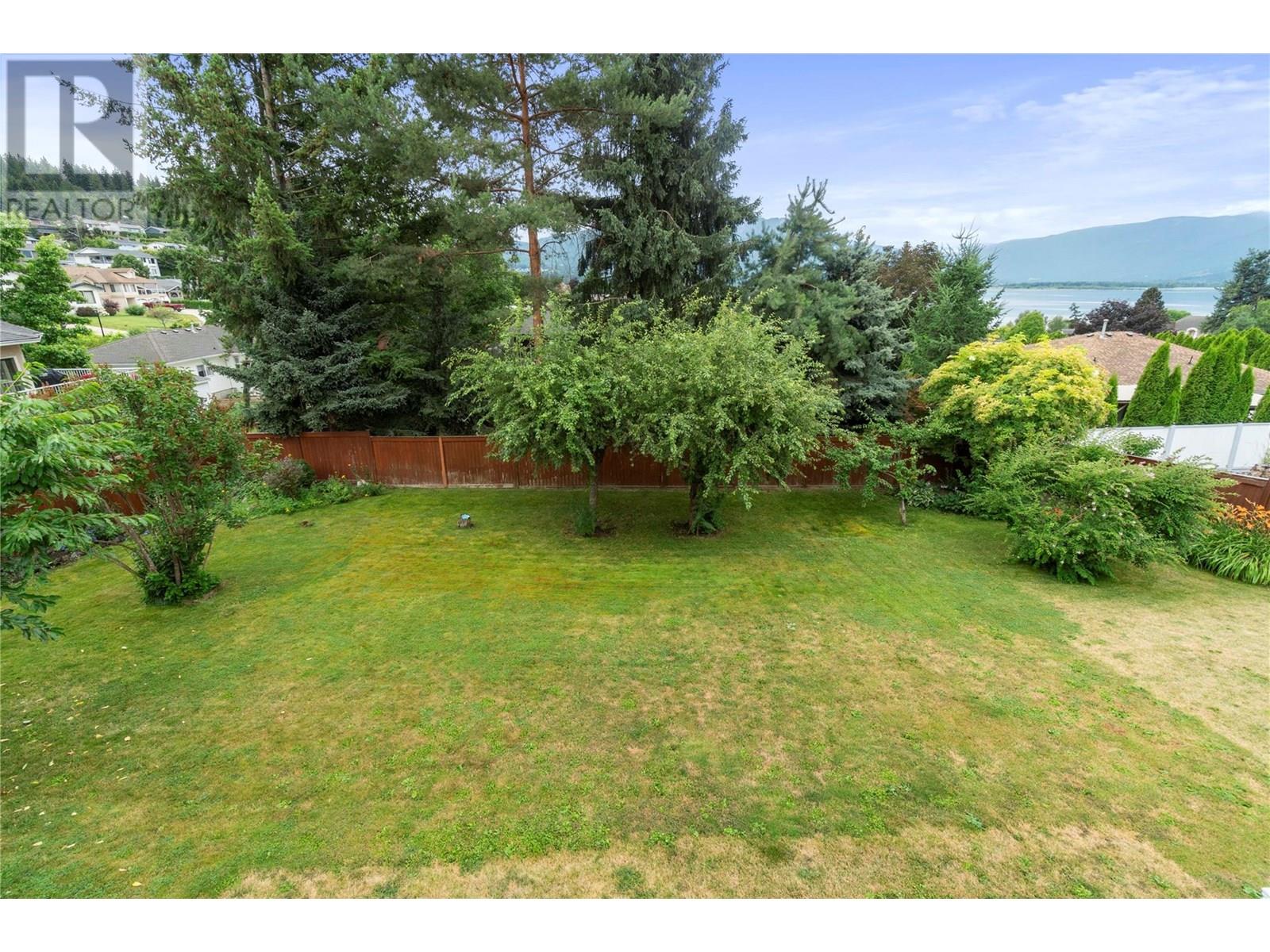 Photo 18 of 1330 50 Avenue Ne, Salmon Arm BC