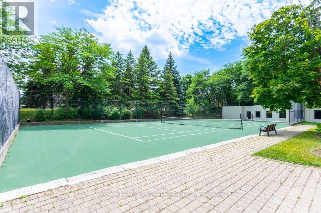 Photo 23 of 309 24 Hanover Road, Brampton ON