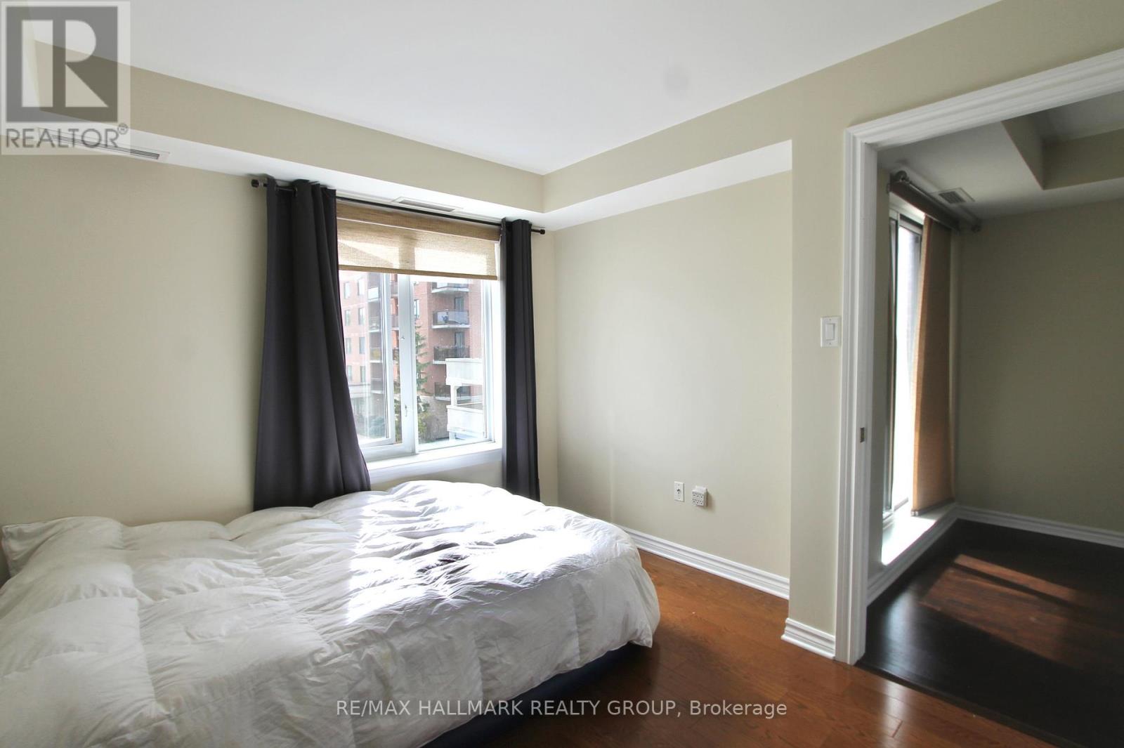 Photo 20 of 301 314 Central Park Drive, Ottawa ON