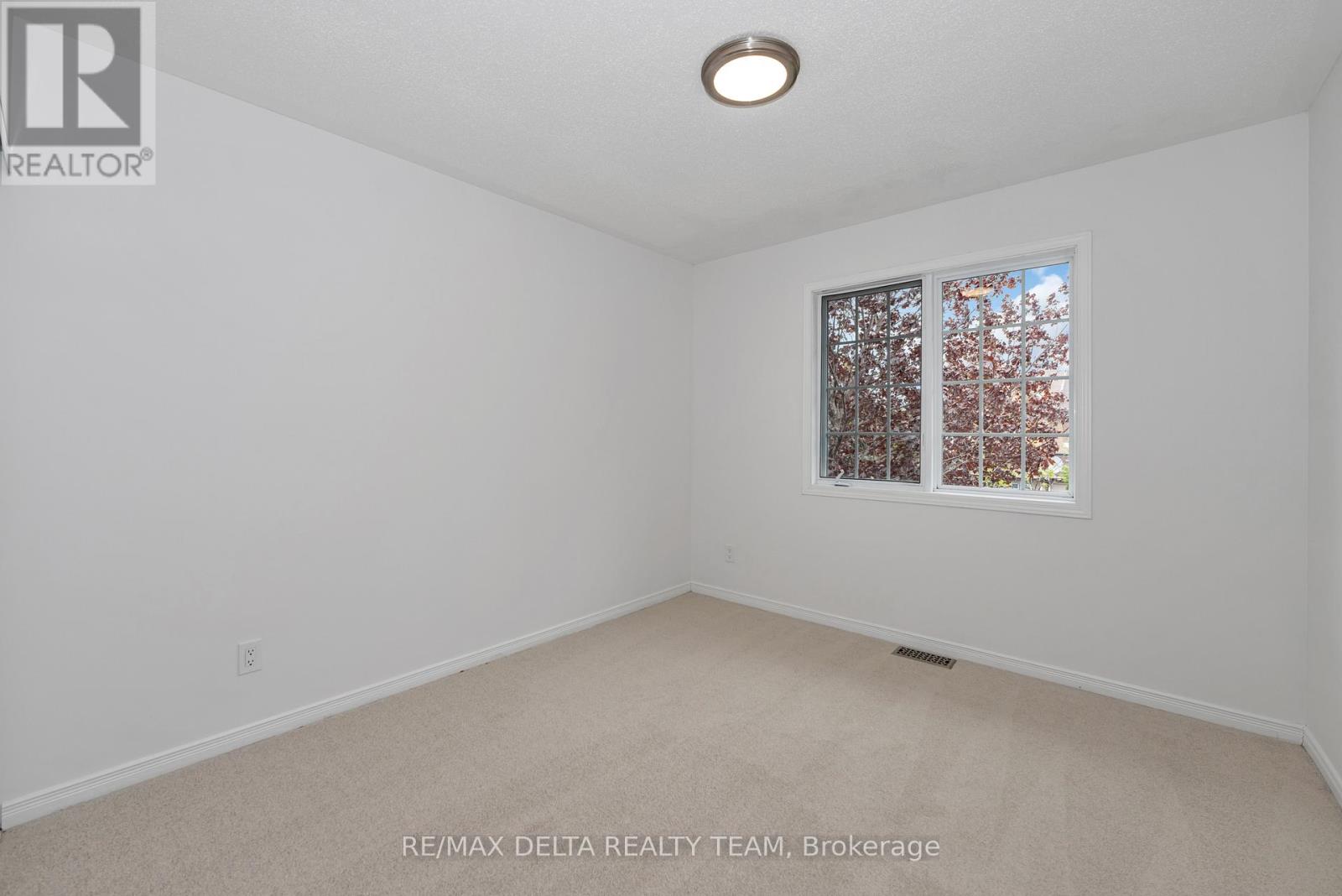 Photo 15 of 551 Casabella Drive, Ottawa ON