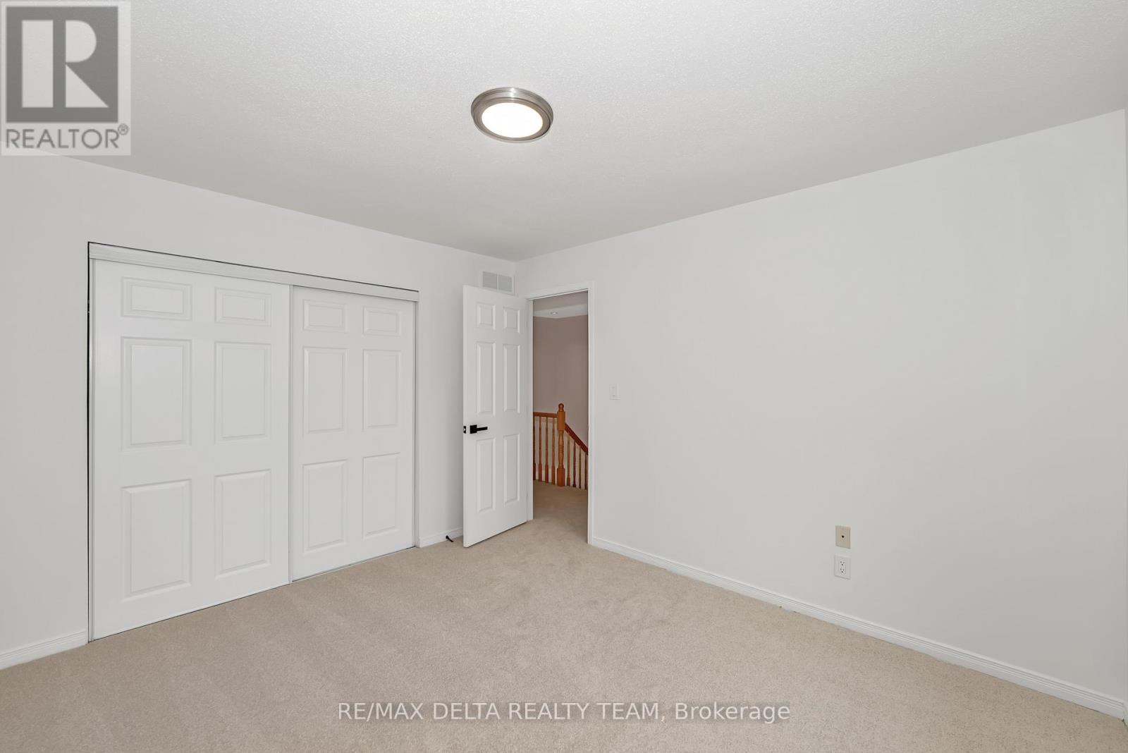 Photo 20 of 551 Casabella Drive, Ottawa ON