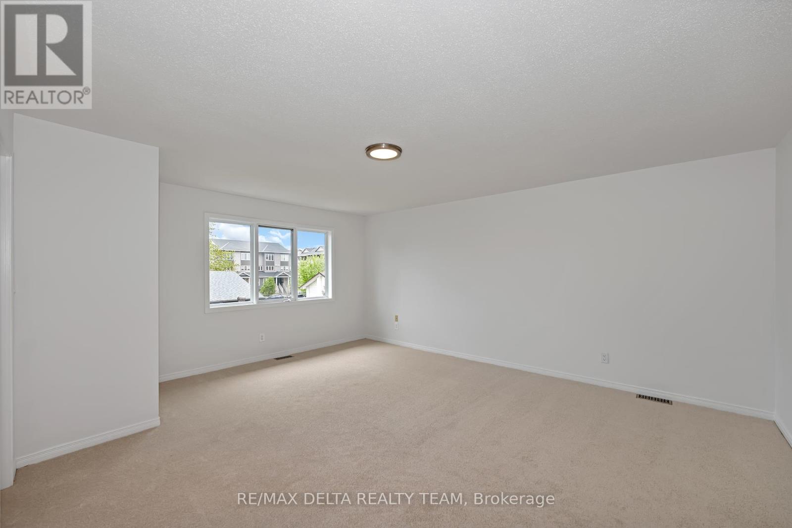 Photo 23 of 551 Casabella Drive, Ottawa ON