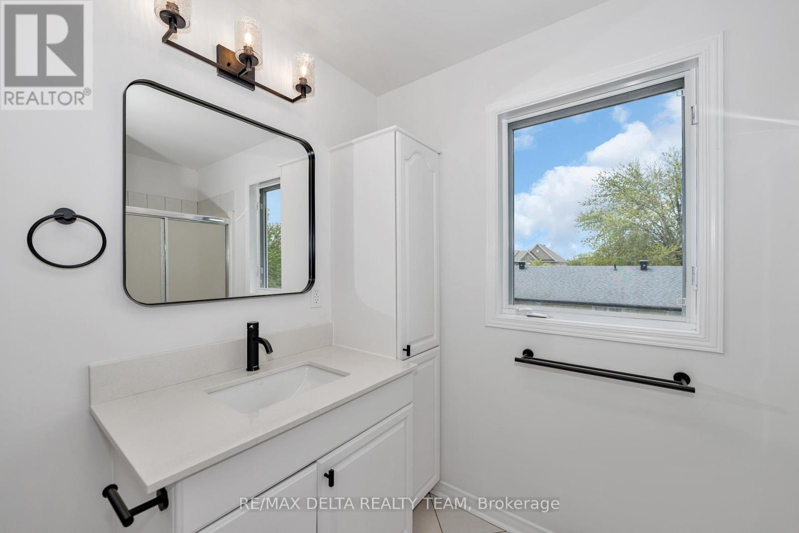 Photo 26 of 551 Casabella Drive, Ottawa ON