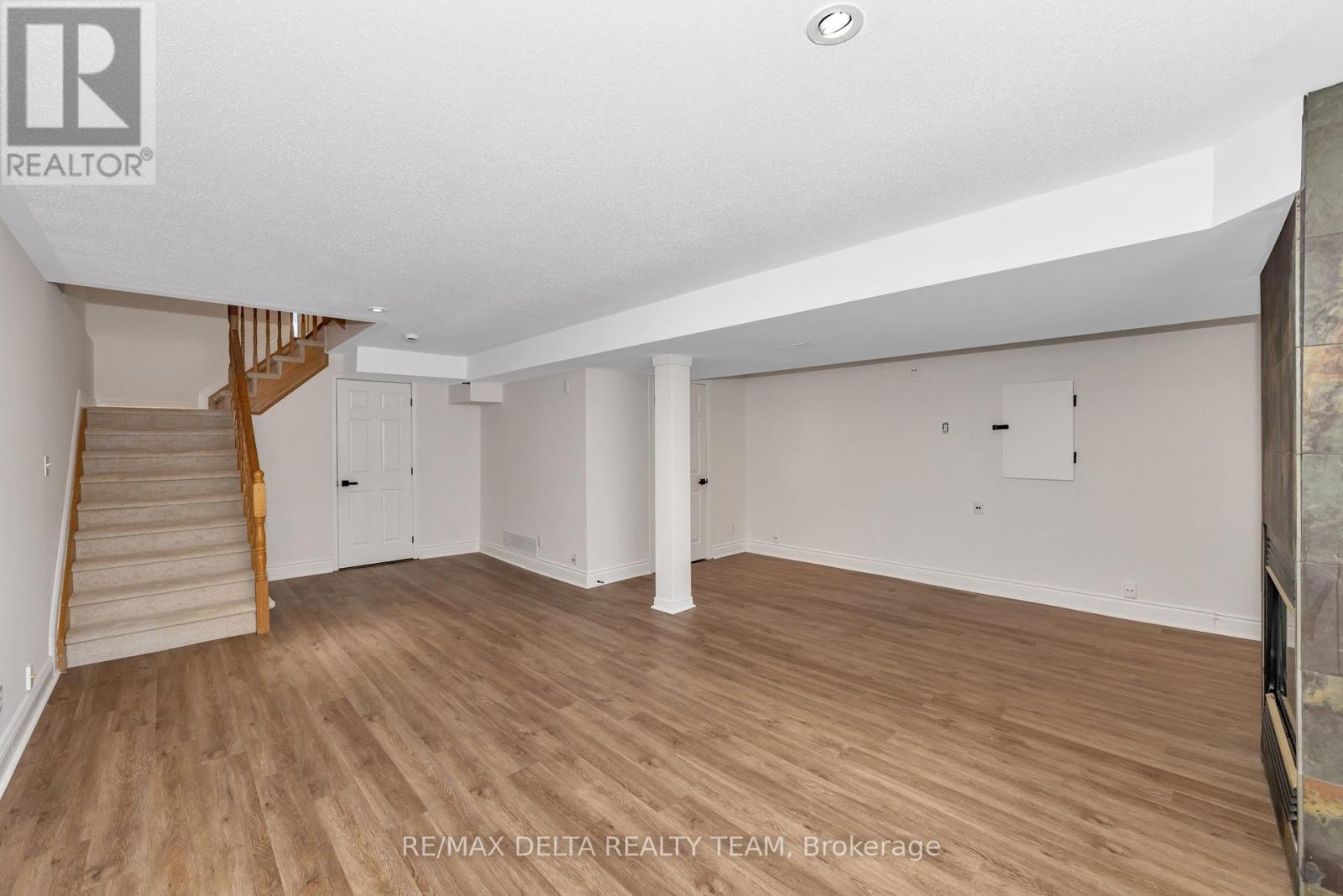 Photo 32 of 551 Casabella Drive, Ottawa ON