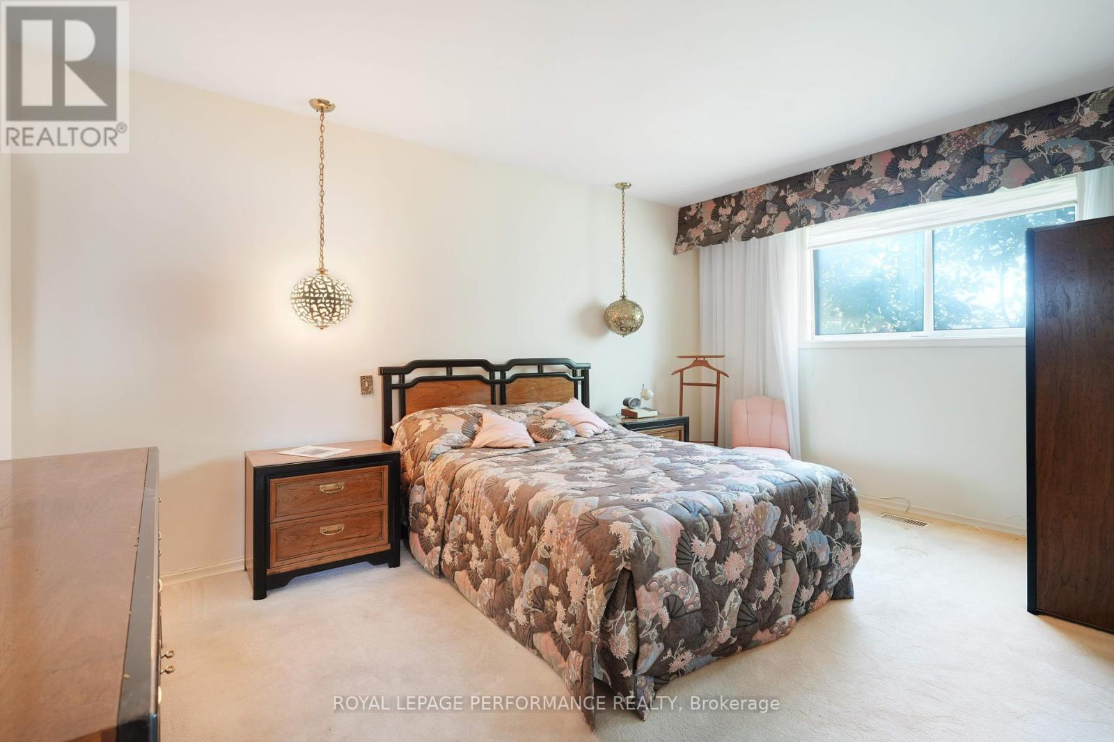 Photo 25 of 2194 Haig Drive, Ottawa ON