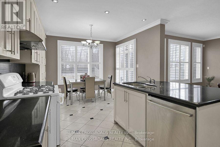 Photo 9 of 10 Tierney Drive, Ottawa ON