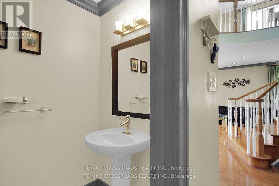 Photo 36 of 10 Tierney Drive, Ottawa ON