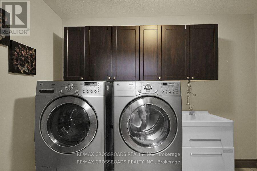 Photo 7 of 10 Tierney Drive, Ottawa ON