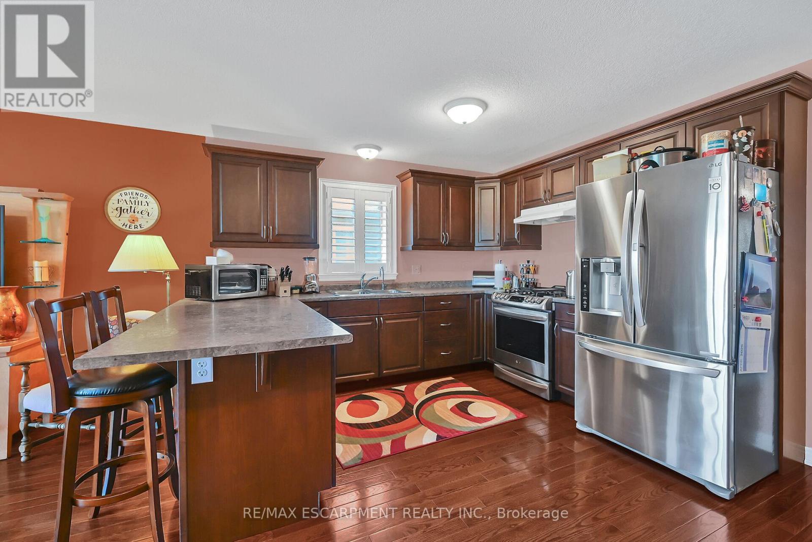Photo 22 of 45 Helen Drive, Haldimand ON