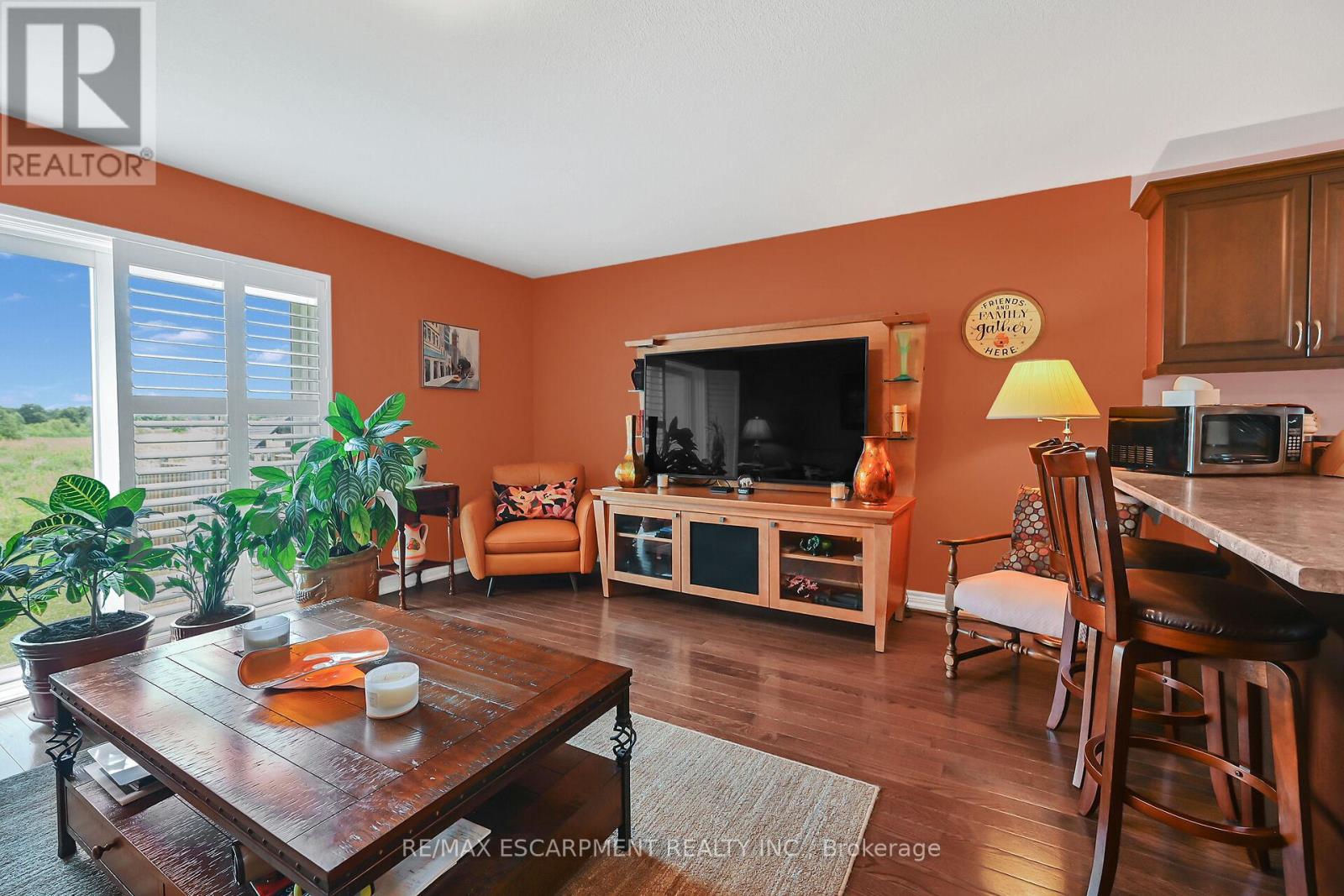Photo 36 of 45 Helen Drive, Haldimand ON
