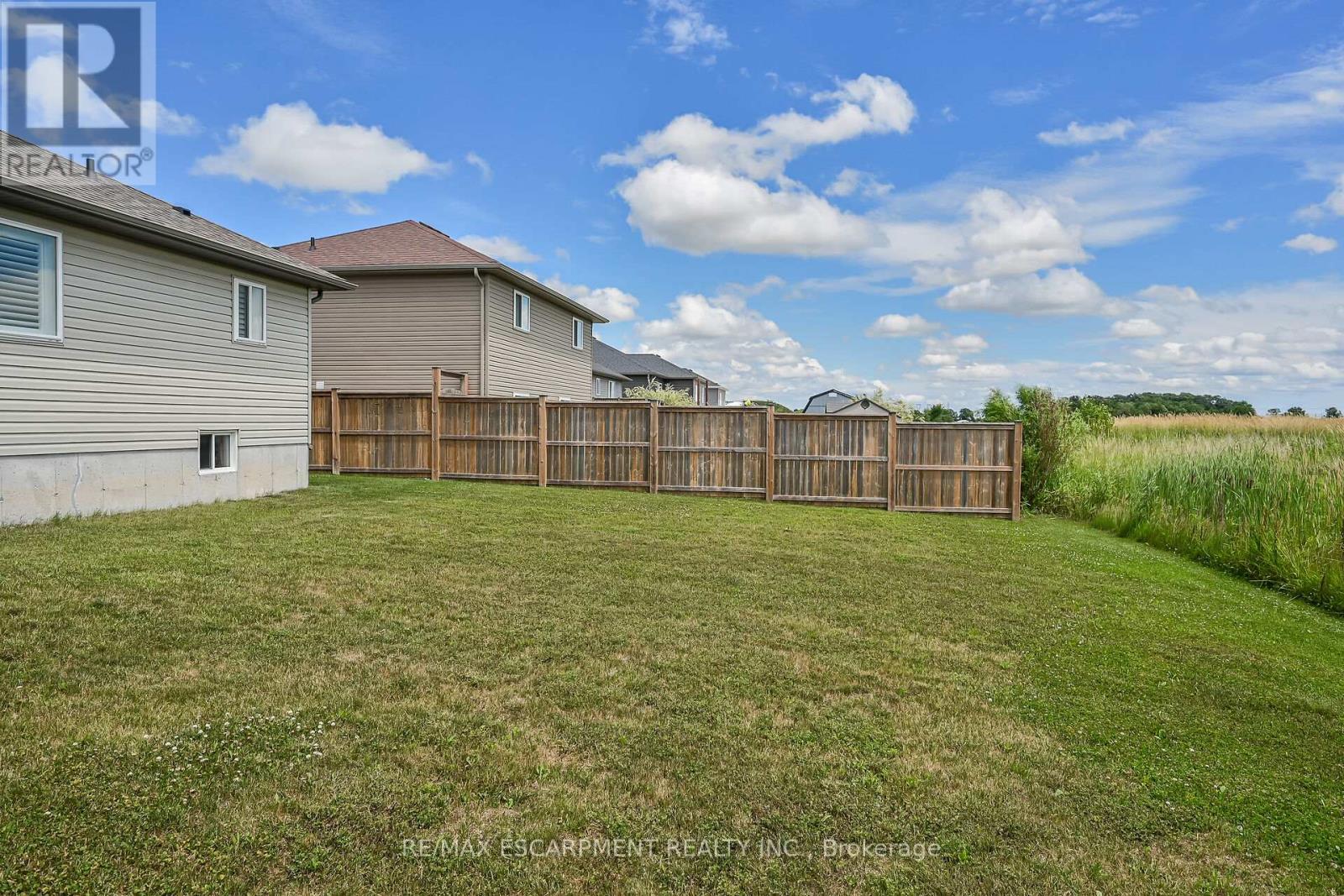 Photo 46 of 45 Helen Drive, Haldimand ON