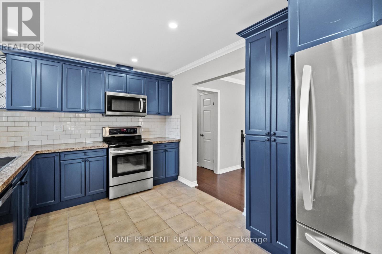 Photo 35 of 364 Red Oak Avenue, Hamilton ON