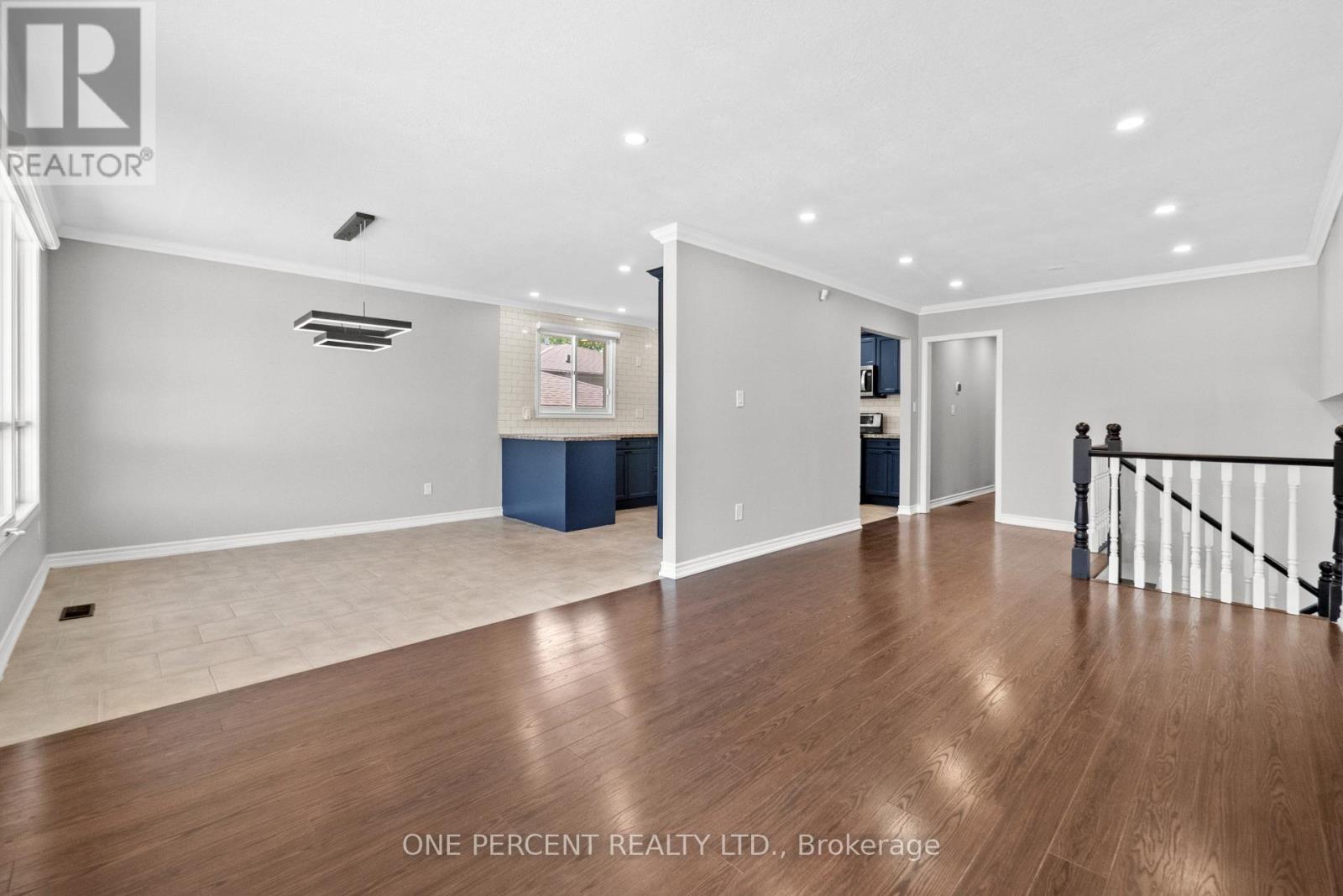 Photo 23 of 364 Red Oak Avenue, Hamilton ON