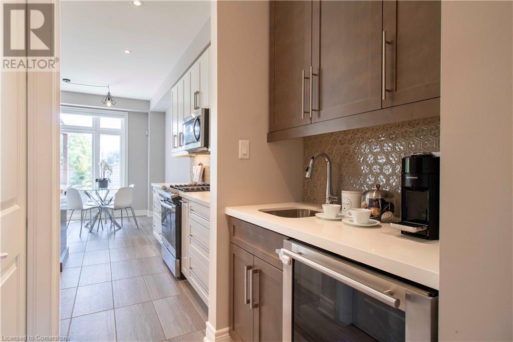 Photo 1 of 19 Secinaro Avenue, Ancaster ON