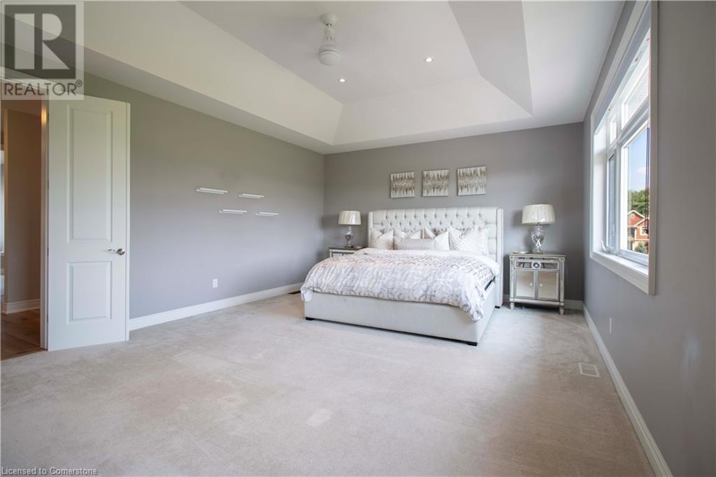 Photo 37 of 19 Secinaro Avenue, Ancaster ON
