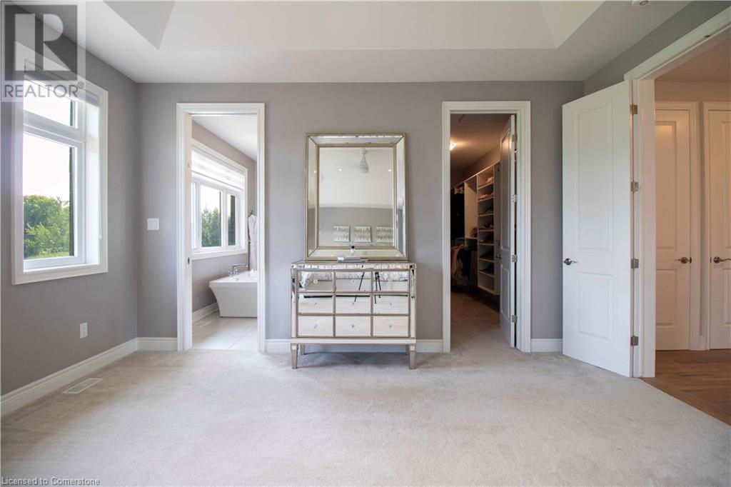 Photo 12 of 19 Secinaro Avenue, Ancaster ON