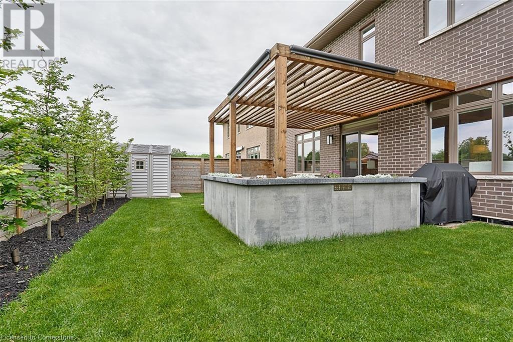 Photo 41 of 19 Secinaro Avenue, Ancaster ON