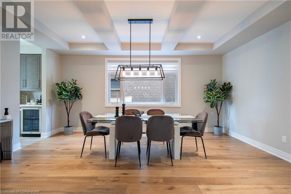 Photo 28 of 19 Secinaro Avenue, Ancaster ON