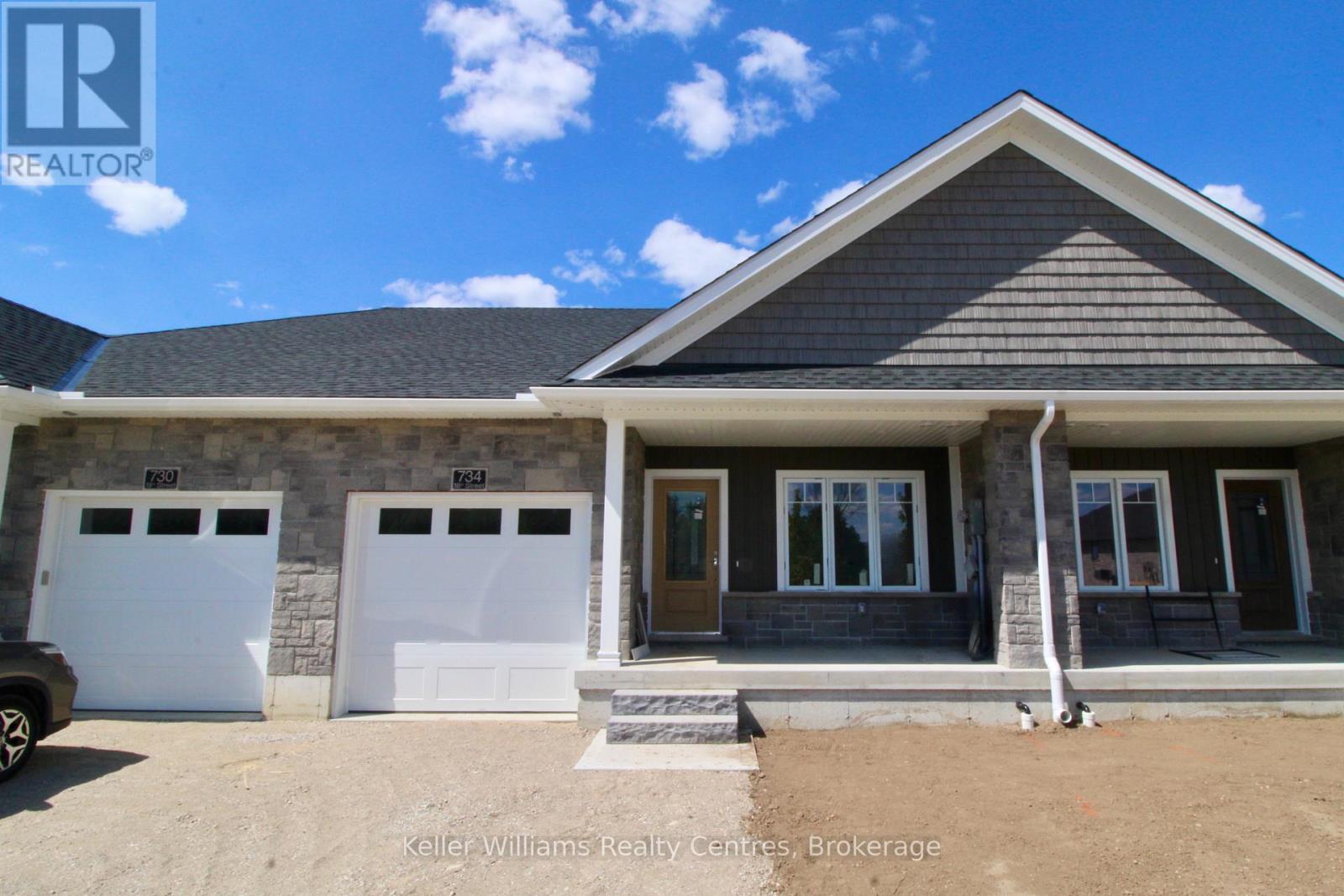 Photo 13 of 734 18th Street, Hanover ON
