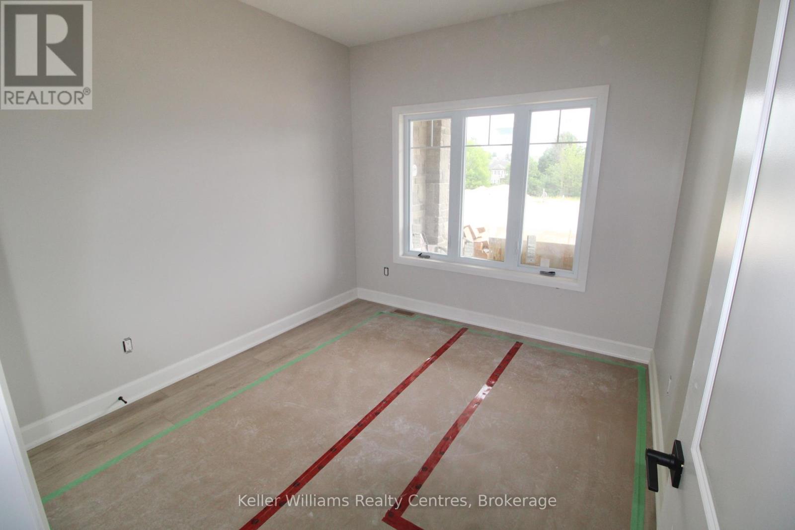 Photo 7 of 734 18th Street, Hanover ON