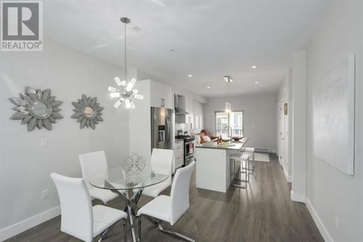 Photo 3 of 58 843 Ewen Avenue, New Westminster BC