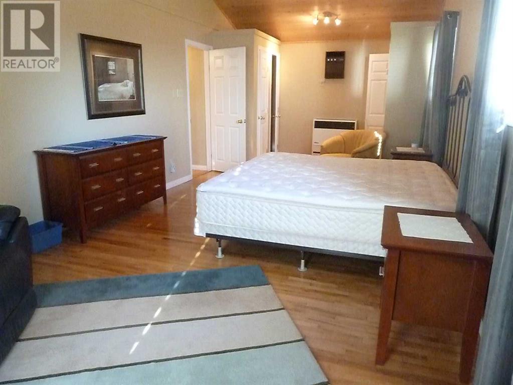 
          15538 Old Trail
            <br/>
            <span>Plamondon</span>
            , 
            <span>AB</span>
             <span>T0A2T0</span>
         - Photo 16