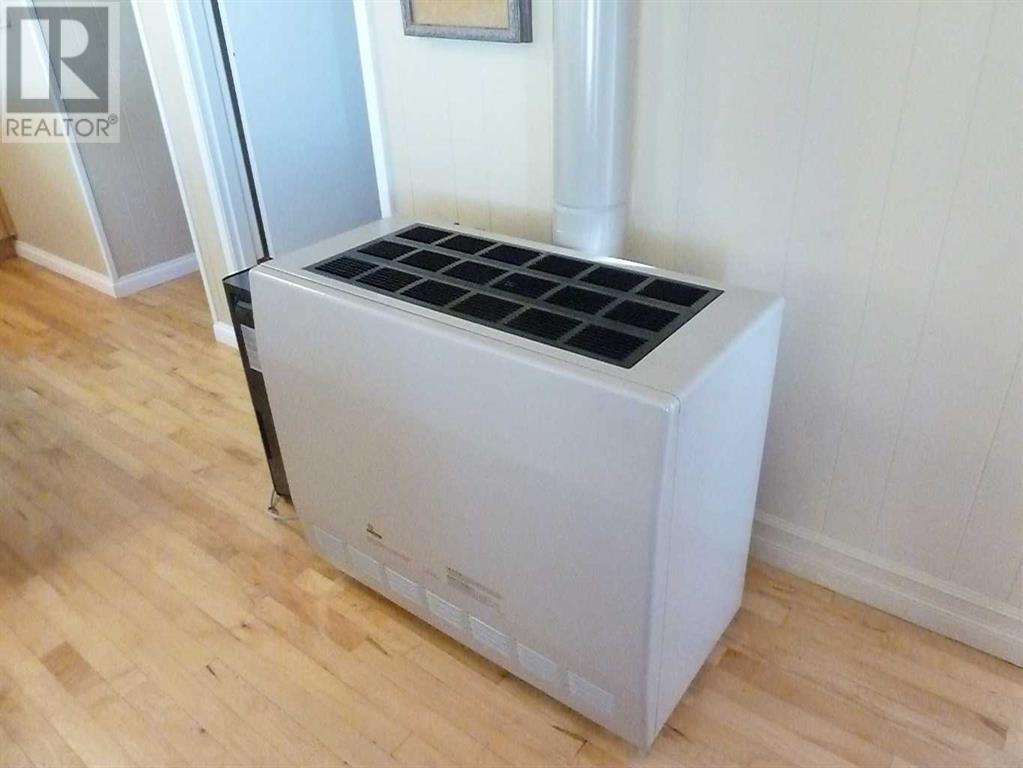 
          15538 Old Trail
            <br/>
            <span>Plamondon</span>
            , 
            <span>AB</span>
             <span>T0A2T0</span>
         - Photo 23