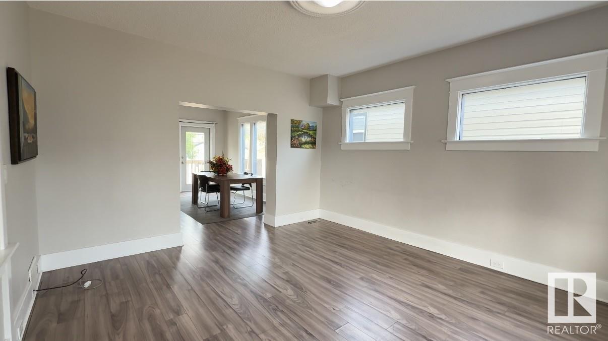 Photo 32 of 9862 76 Av Nw, Edmonton AB