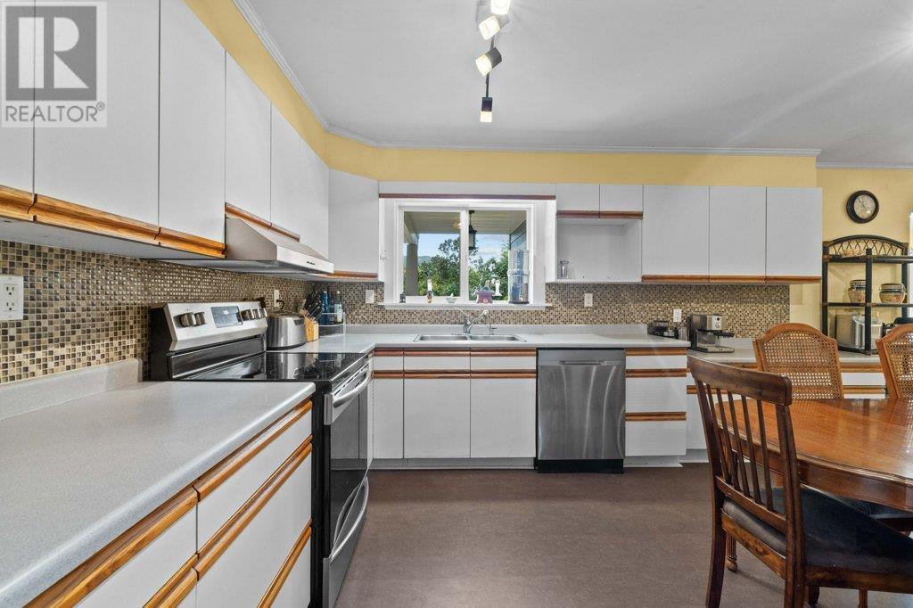 Photo 55 of 7031 50 Avenue Sw, Salmon Arm BC